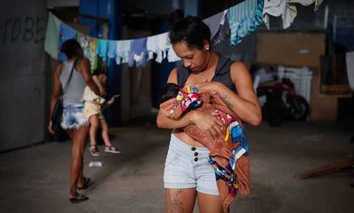 Resultado de imagem para Jéssica Monteiro foi presa junto de seu bebê recém nascido durante o Carnaval