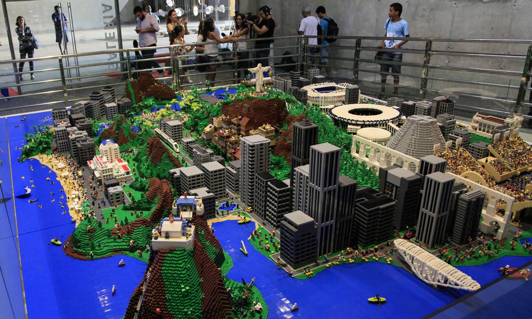 No aniversário do Rio, supermaquete com 25 pontos turísticos volta a ...