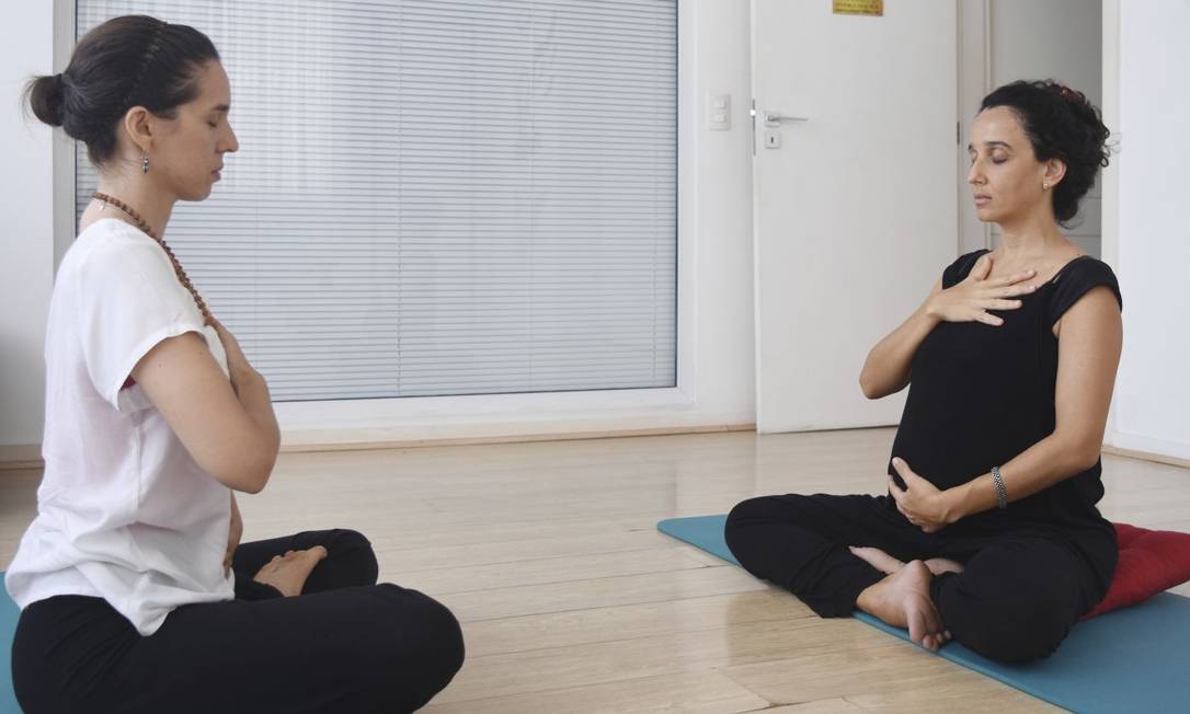 Pilates para grávidas: Exercícios simples e seguros para antes e depois do  parto