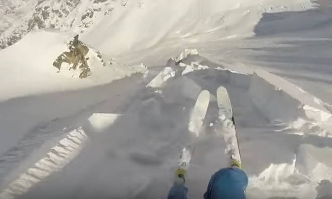 Na Geórgia, esquiador local escapa por pouco de avalanche. Veja vídeo ...
