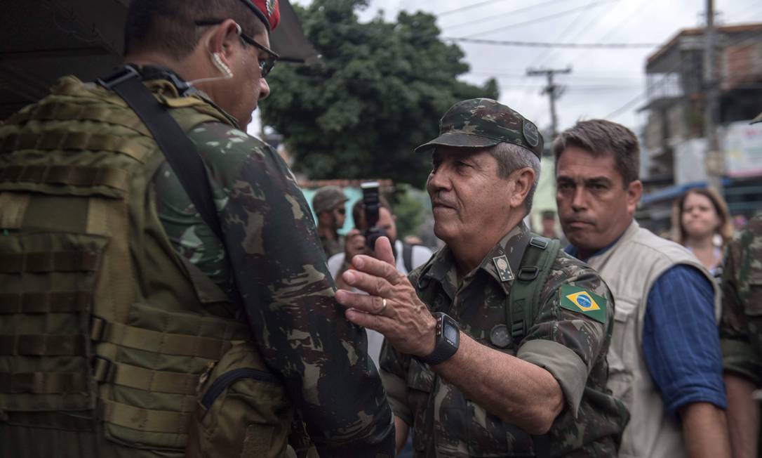 General Braga Neto não comentou sobre a execução da vereadora Marielle Franco Foto: MAURO PIMENTEL / AFP