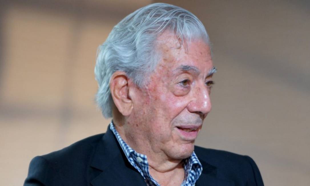O escritor peruano Mario Vargas Llosa, vencedor do Prêmio Nobel de Literatura de 2010 Foto: Infoglobo