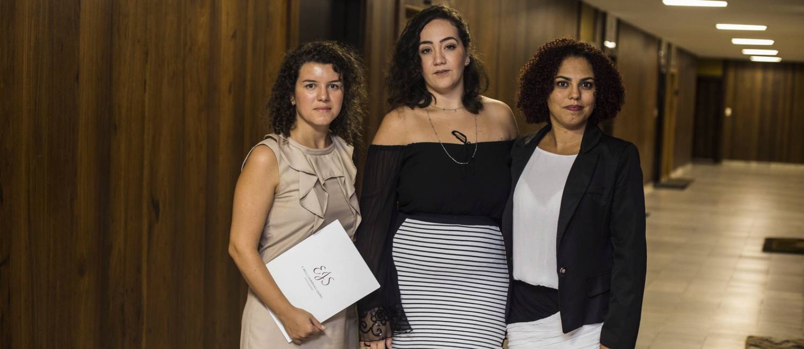 Trio de advogadas já recebeu 17 mil denúncias de ofensas contra a vereadora por e-mail Foto: Bárbara Lopes / O Globo