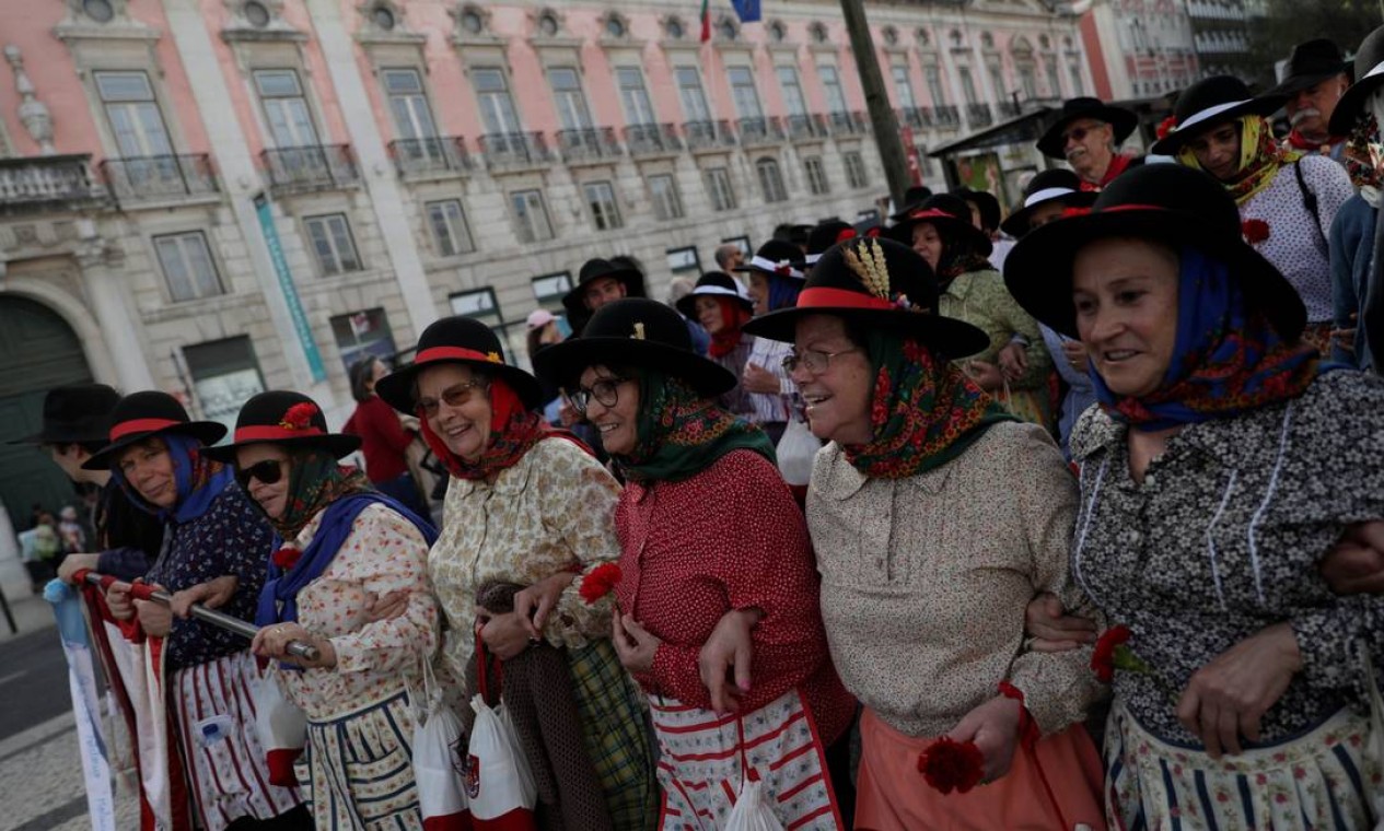 Desfile de 25 de Abril em Lisboa reúne apelos por paz e direitos