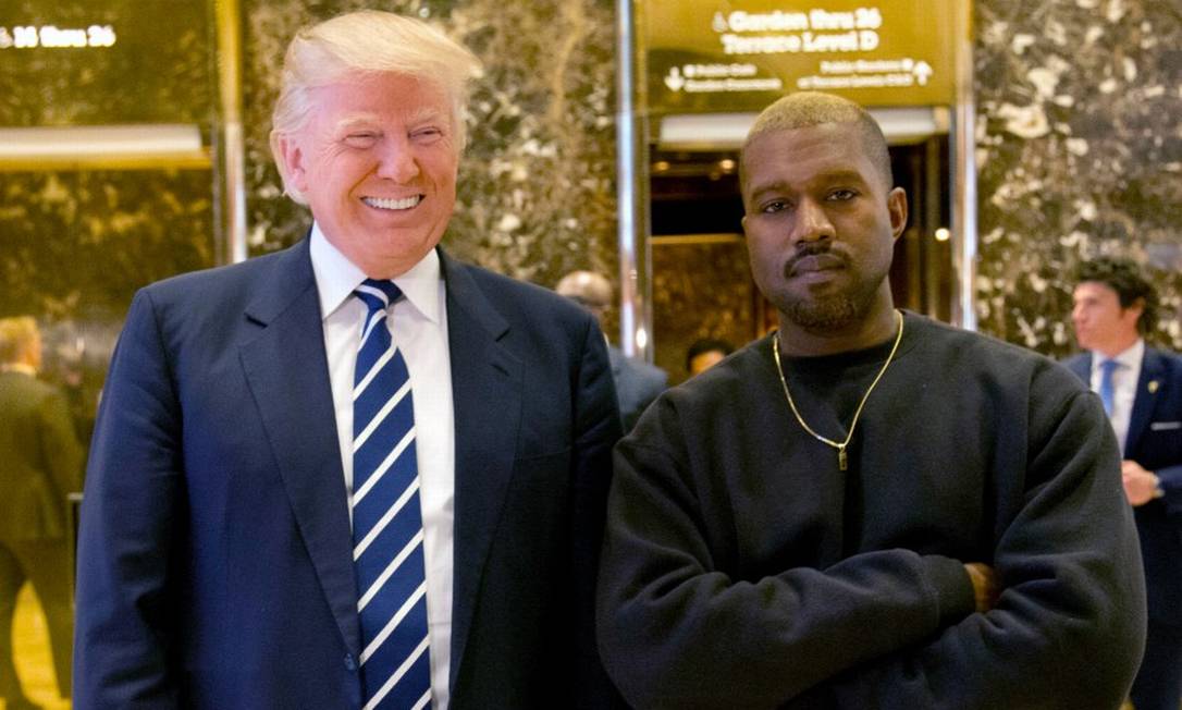 O rapper ao lado de Trump em 2016 Foto: Seth Wenig / AP