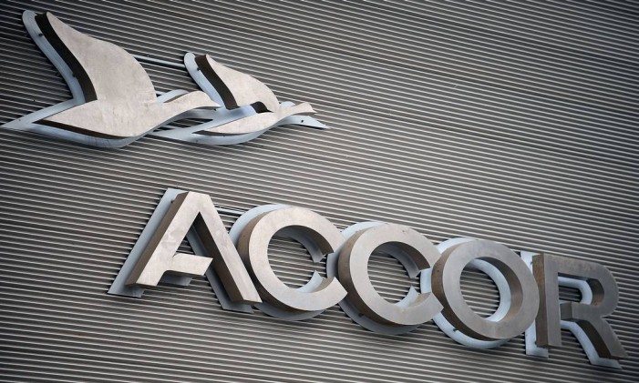 O logo da Accor em Paris, França Foto: Antoine Antoniol / Bloomberg