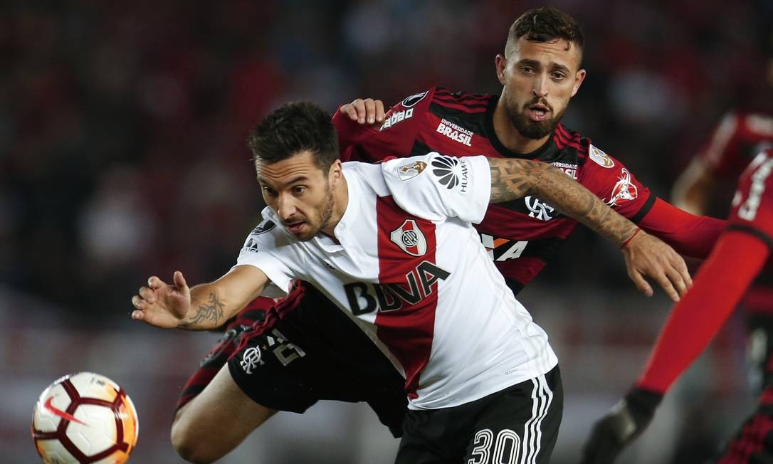 Flamengo pode ter zaga jovem contra o Atlético-MG