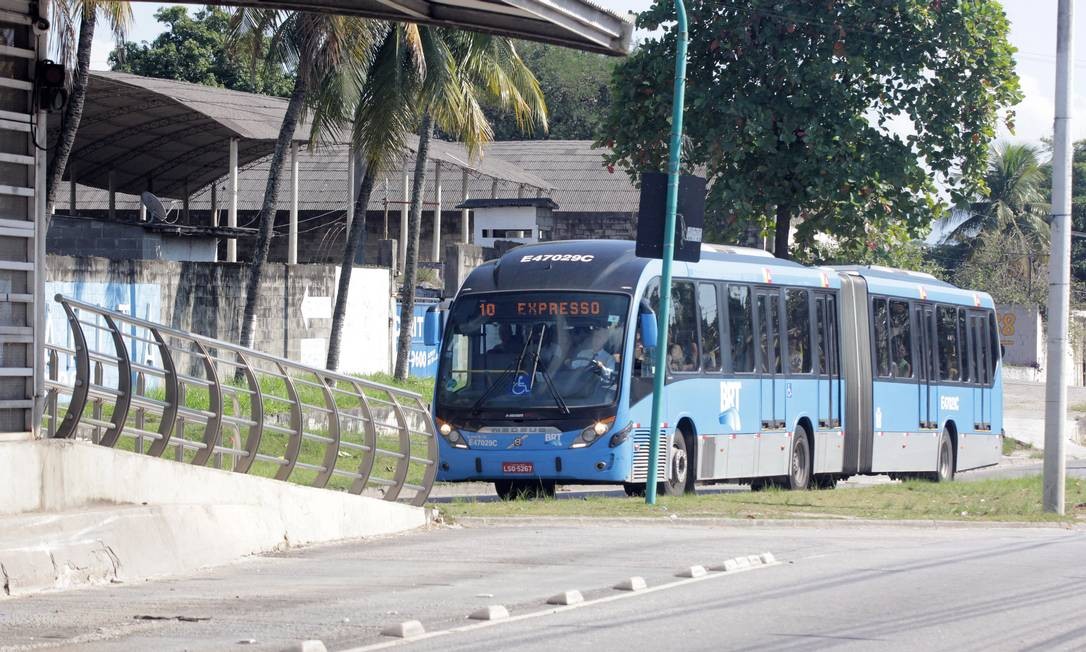 BRT vai funcionar nesta segunda-feira com 35% da frota - Jornal O ...