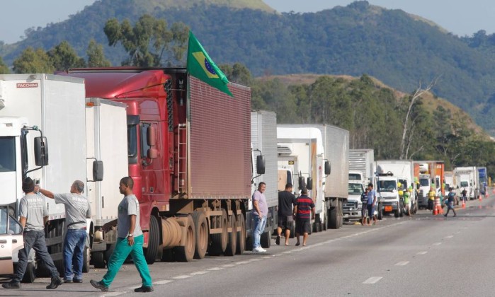 Associação Brasileira dos Caminhoneiros - Entenda os riscos de