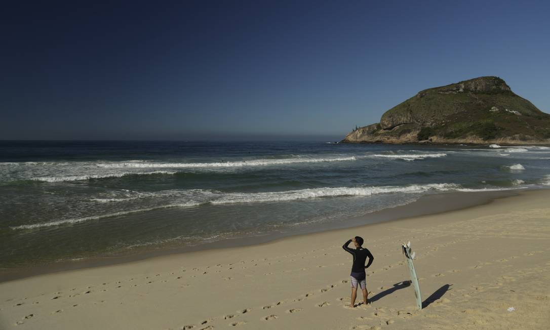 Trecho da orla do Recreio pode ter nome de surfista candidato a santo Foto: Gabriel de Paiva / Agência O Globo