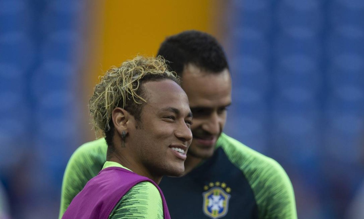 neymar-muda-o-penteado-antes-da-estreia-da-selecao-brasileira-na-copa-1529161903974_v2_16x9.jpg