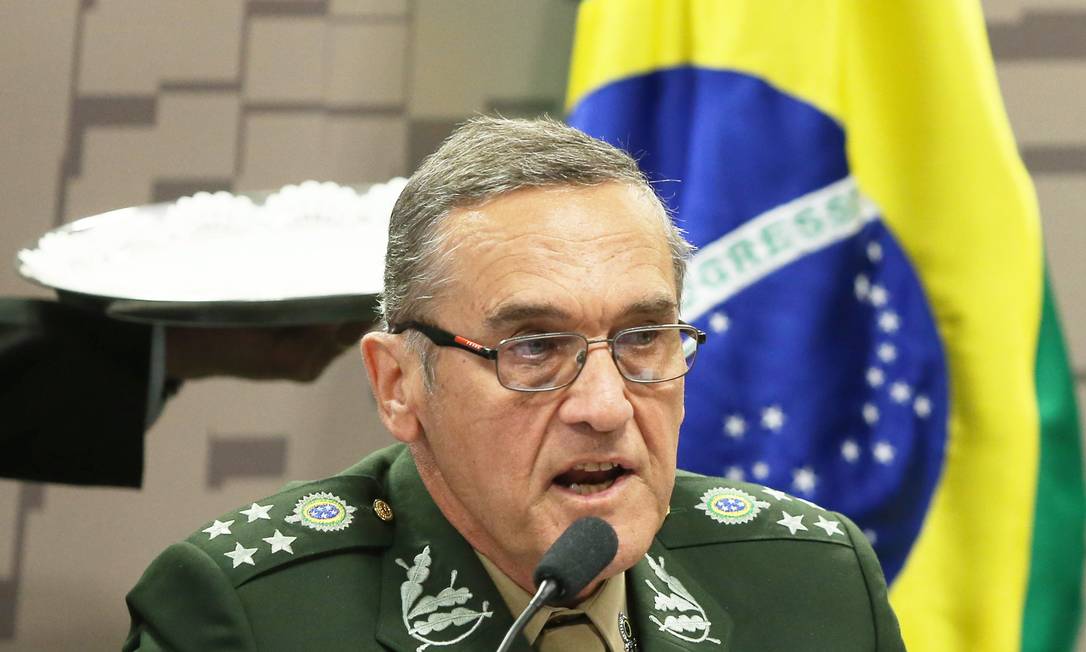 Comandante do Ex rcito recebe pr candidatos Presid ncia da