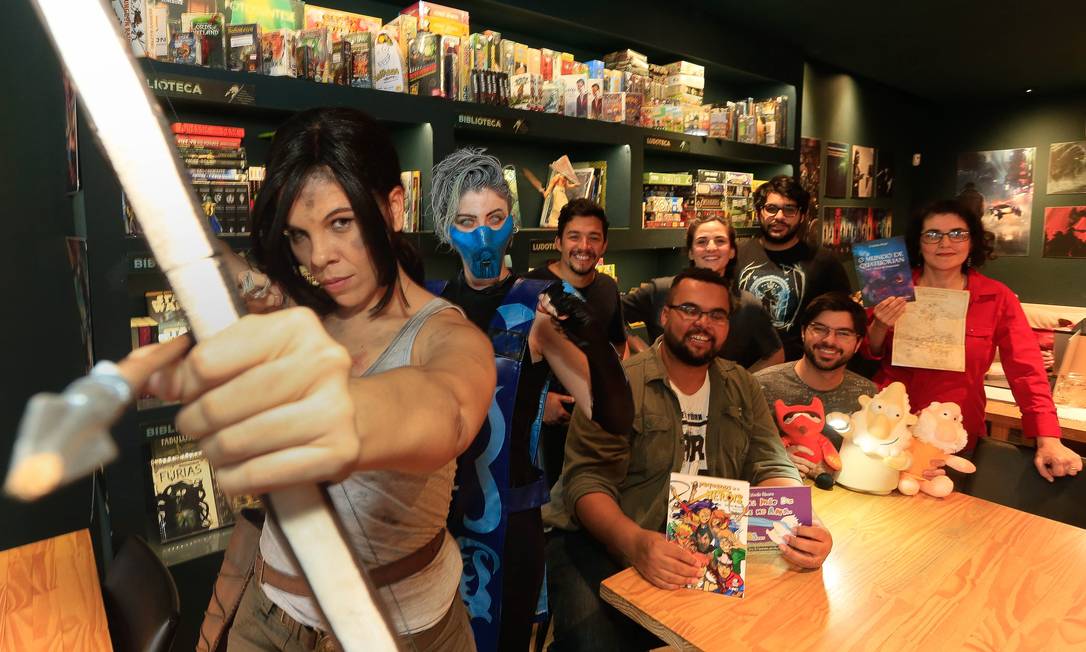 Caravana de nerds e gamers rumo a festival do universo geek