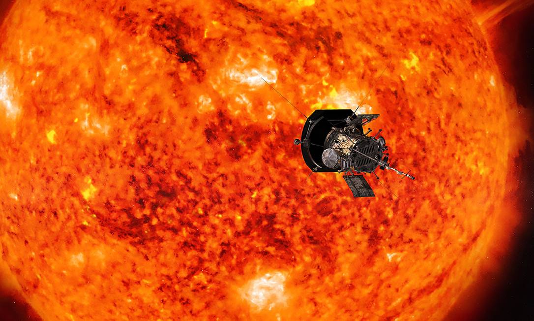 A sonda batizada de Parker Solar Probe deve chegar a uma distância de 6,1 milhões de quilômetros da superfície do Sol, sete vezes mais perto do que qualquer outra sonda já chegou Foto: HO / AFP/06-07-2018
