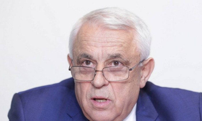 Israel repudia ministro romeno imbecil, que comparou morte de porcos a Holocausto