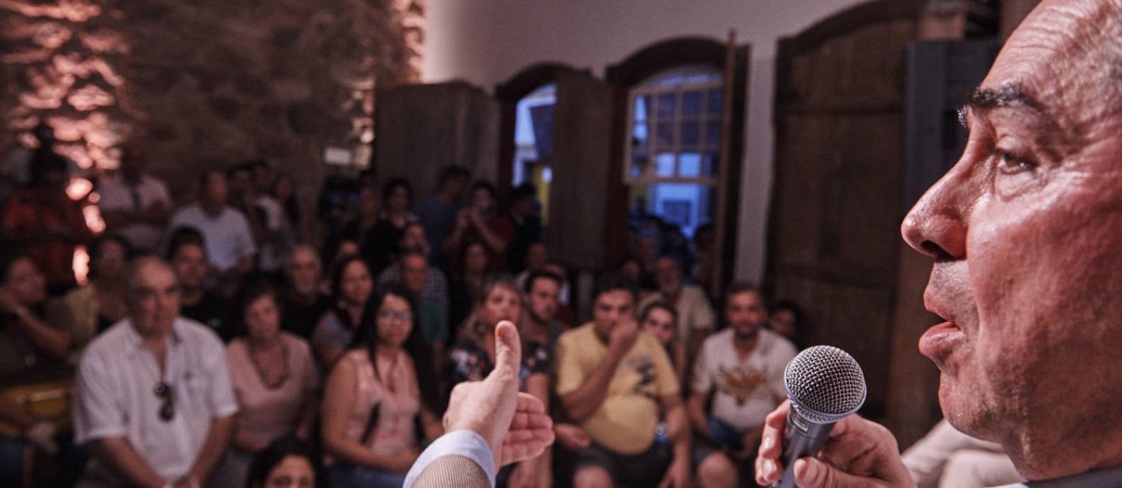 O ministro Luís Roberto Barroso falou para o público da Casa ÉPOCA & Vogue Foto: Marcelo Saraiva