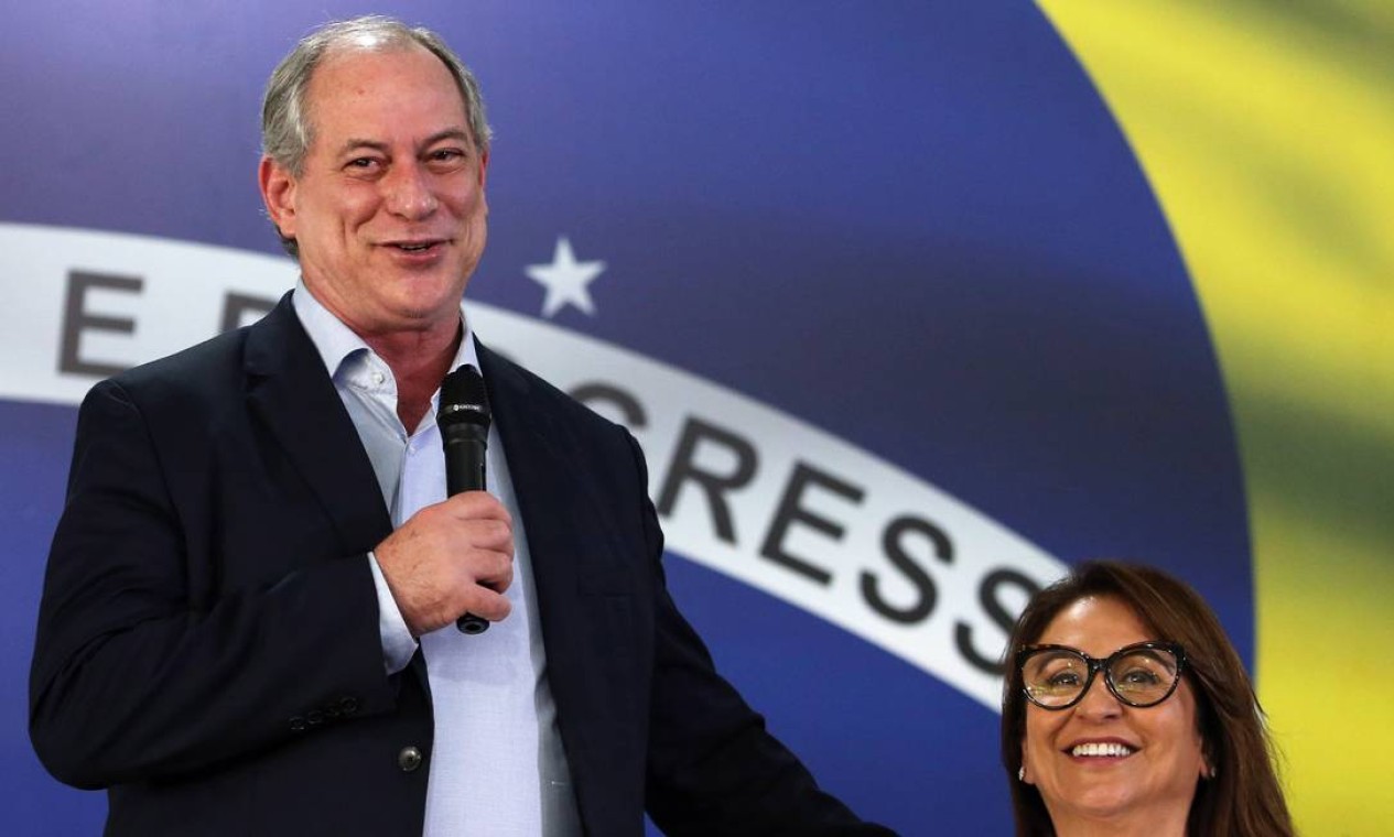 Ciro Gomes registra candidatura Presid ncia Jornal O Globo