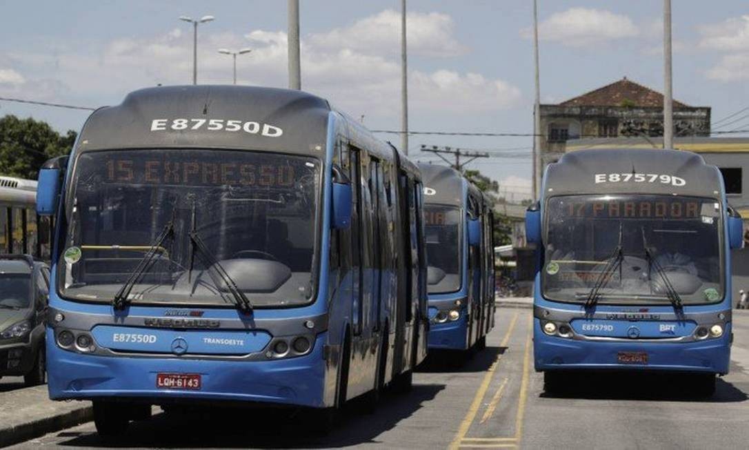 Por 'falta de segurança', trecho do BRT Transcarioca fica fora de ...