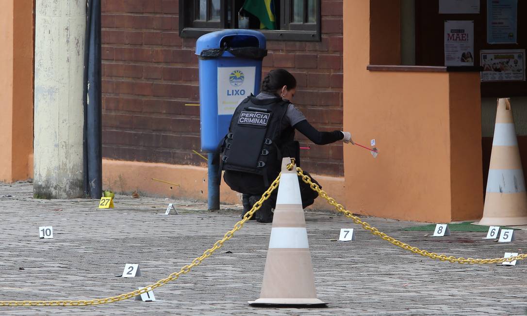 
Falta de marcação em cartuchos impede rastreamento de munições, o que dificulta investigações
Foto: Guilherme Pinto /
17-05-2016
