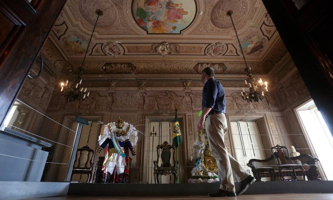 O Museu Nacional, a poucas semanas de completar 200 anos com um grande acervo, mas precisando de restauração Foto: Custódio Coimbra / Agência O Globo