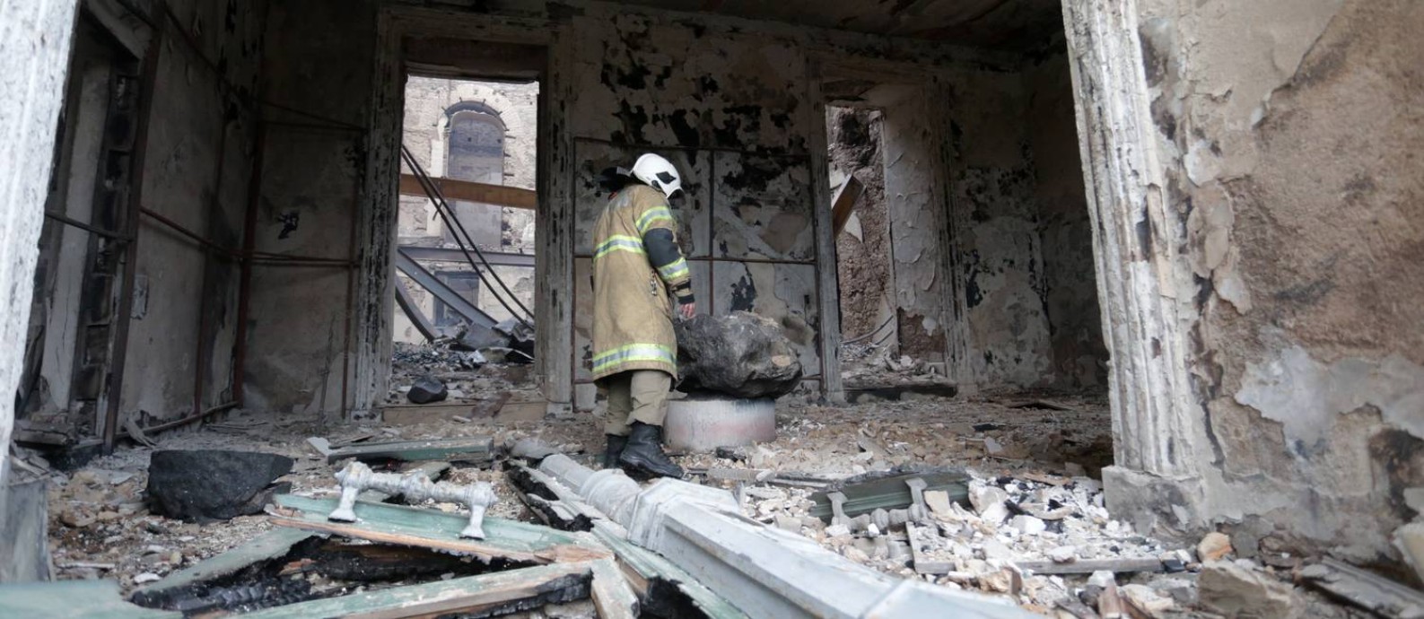 Escombros do Museu Nacional, destruído após incêndio Foto: Marcio Alves / Agência O Globo
