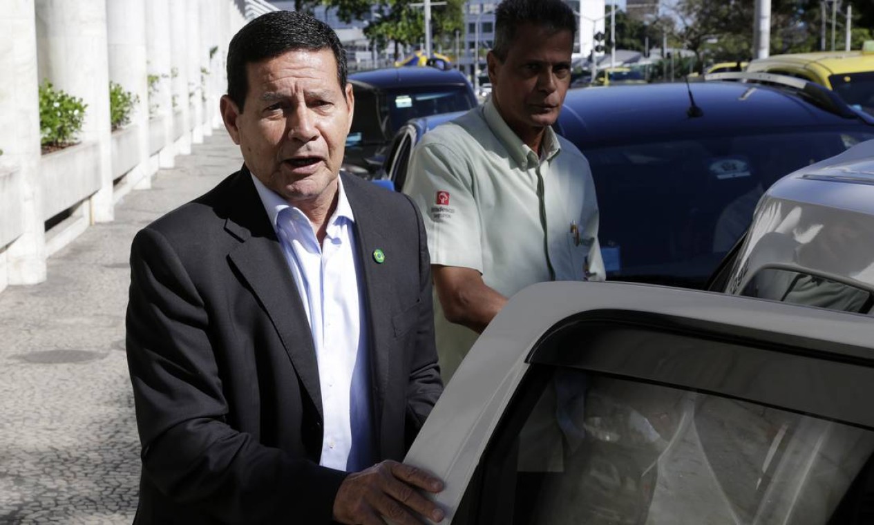 Quem chama regime militar de ditadura n&atilde;o reconhece o que era', diz General  Mour&atilde;o, ao citar excessos - Jornal O Globo