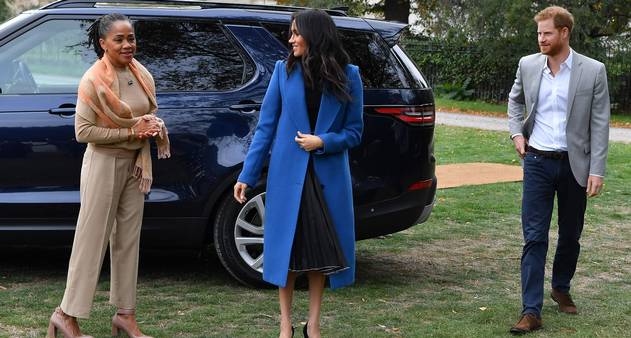 Ao lado da mãe e do príncipe Harry, Meghan Markle lança livro de receitas - Jornal O Globo