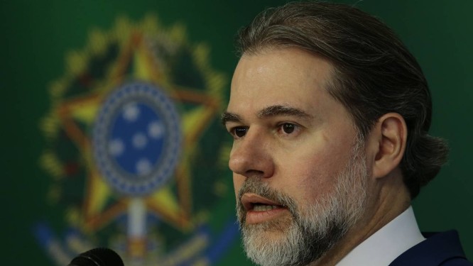 O presidente do STF, ministro Dias Toffoli, durante entrevista Foto: Jorge William/Agência O Globo/25-09-2018