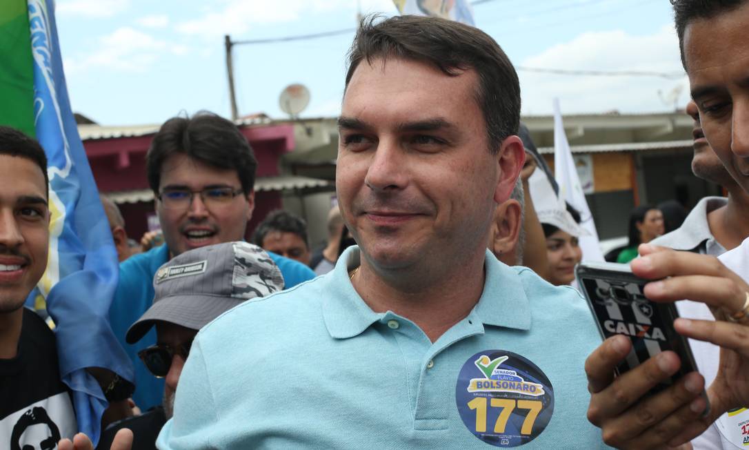 Ibope Boca De Urna Indica Flávio Bolsonaro Eleito Para Senado No Rio E