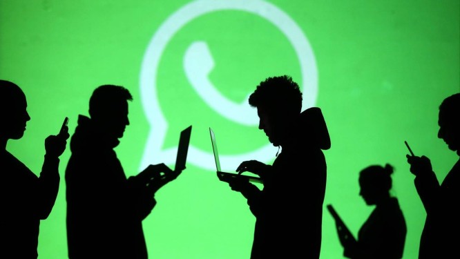 WhatsApp Ã© ferramenta mais usada por brasileiros para compartilhar notÃ­cias sobre polÃ­tica e eleiÃ§Ãµes Foto: Dado Ruvic/Reuters/28-03-2018