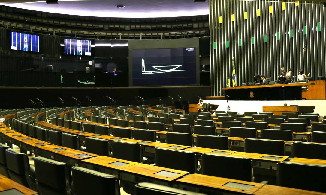 Câmara dos Deputados terá 243 novos parlamentares em 2019 Foto: Givaldo Barbosa / Agência O Globo