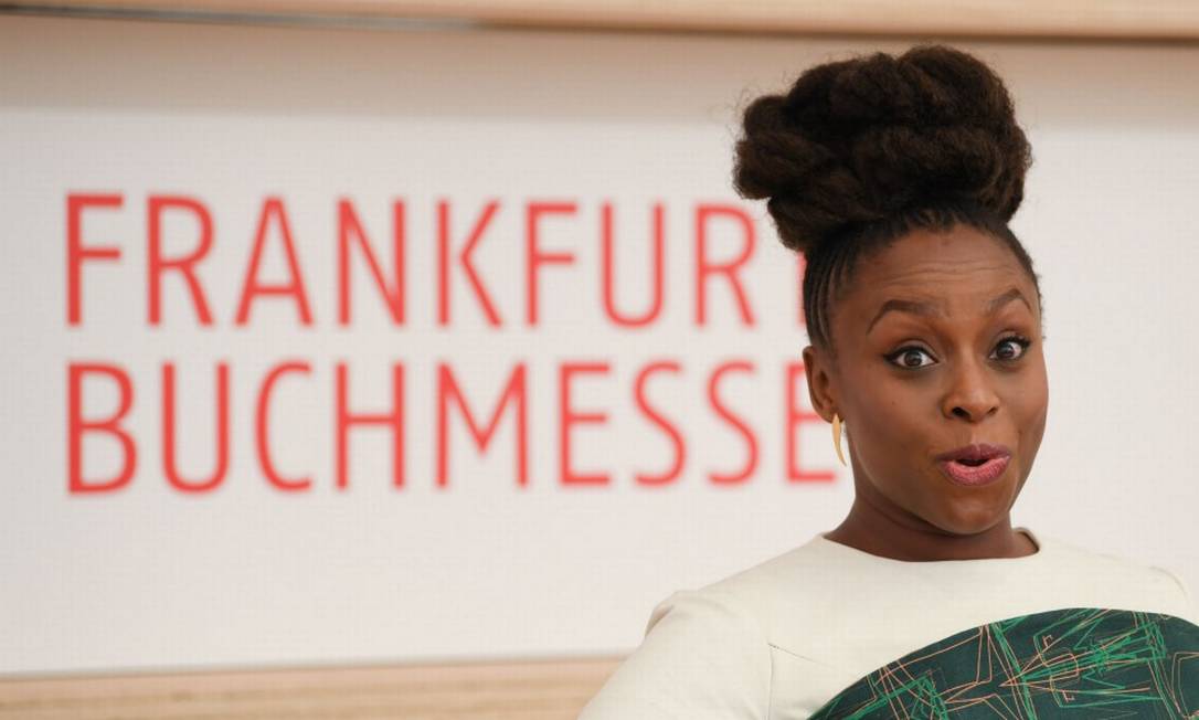 A escritora nigeriana Chimamanda Ngozi Adichie Foto: ARNE DEDERT / AFP