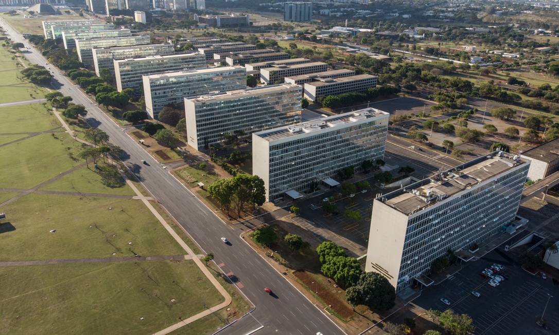 
Esplanada dos Ministérios em Brasília
Foto:
Brenno Carvalho
/
Agência O Globo
