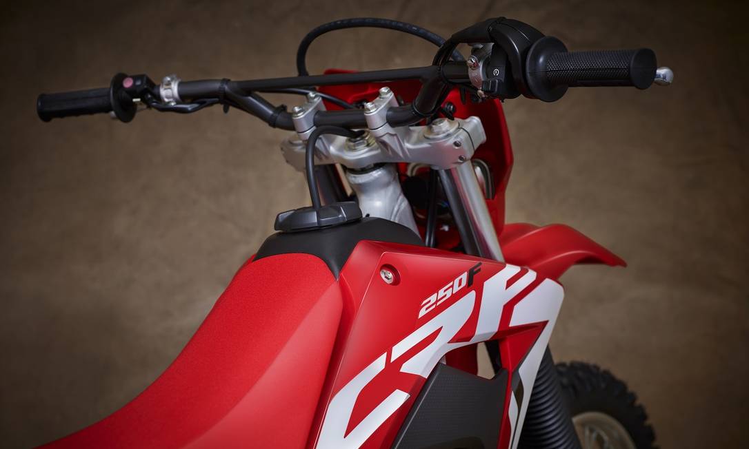 Aceleramos a nova Honda CRF 250 F - Jornal O Globo