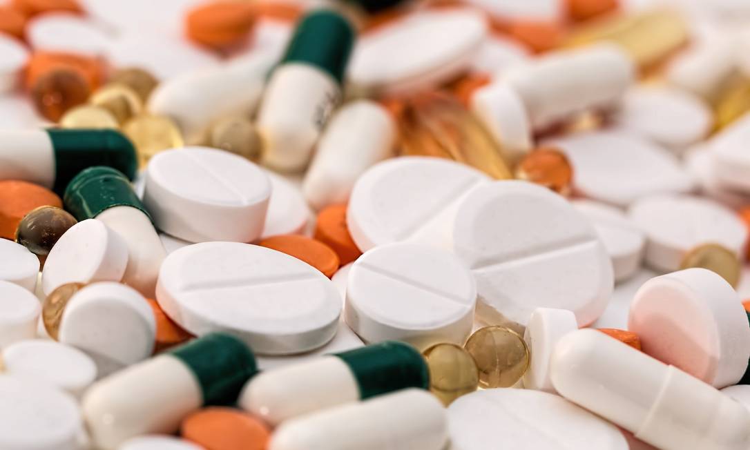 Vendidos sem a exigência de receita médica, remédios podem fazer mal à saúde Foto: Pixabay