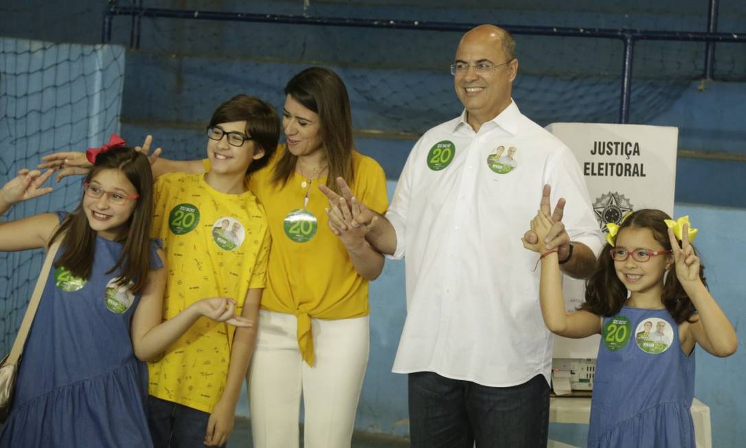 Witzel vota e diz que quer governar com Bolsonaro - Jornal ...