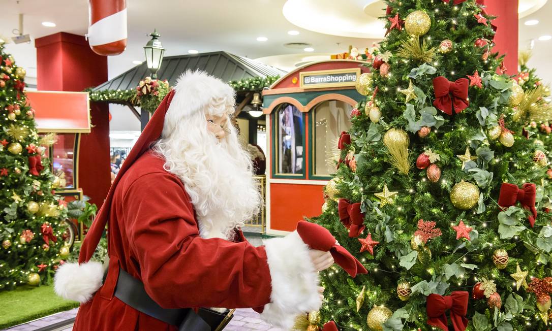 Já é Natal nos shoppings da Barra da Tijuca: comércio se prepara para sua  data mais importante