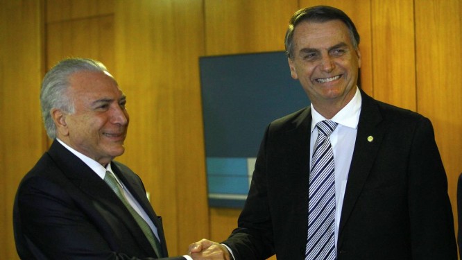 Resultado de imagem para temer e bolsonaro )
