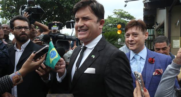 Dr. Rey pede a Bolsonaro cargo no Ministério da Saúde após demissão de  Teich (vídeo) - Brasil 247