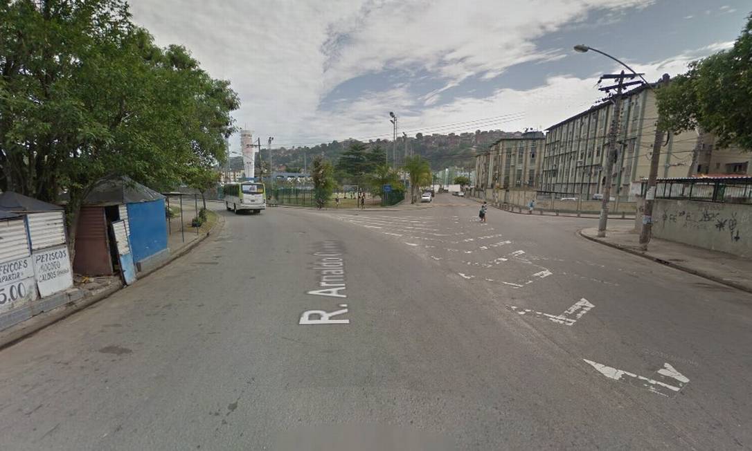 A Rua Arnaldo Guinle, onde ocorreu o confronto Foto: Google Street View / Reprodução