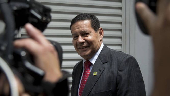 O vice-presidente eleito, general Hamilton Mourão
Foto: Márcia Foletto / Agência O Globo