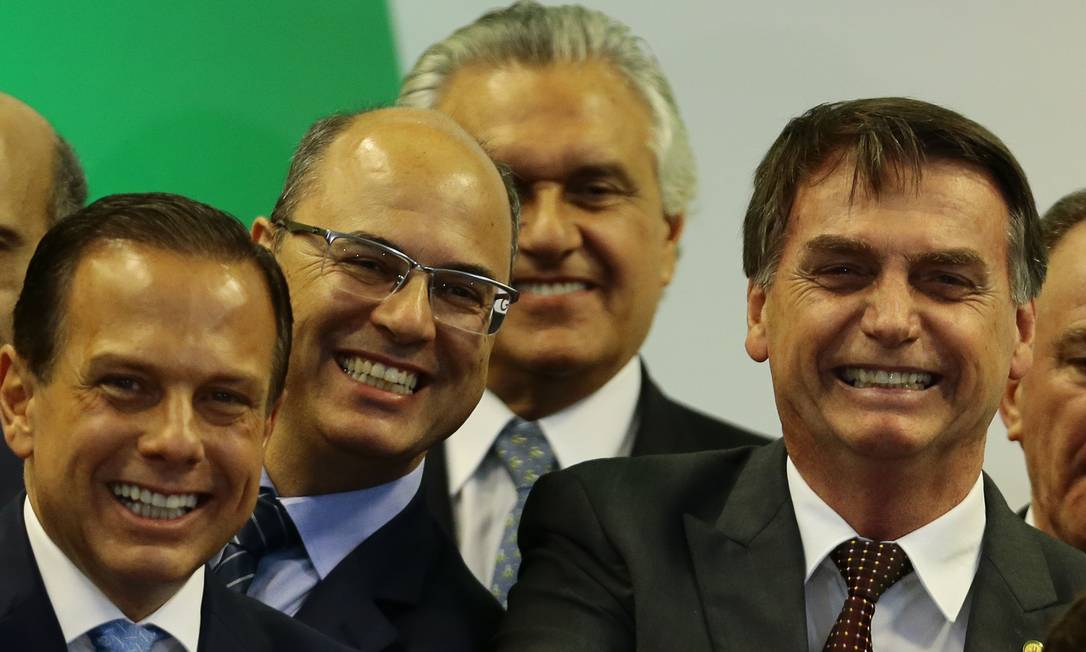 O presidente eleito Jair Bolsonaro em encontro com governadores Foto: Jorge William / Agência O Globo