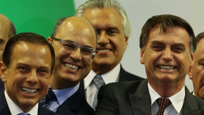 O presidente eleito Jair Bolsonaro em encontro com governadores Foto: Jorge William / Agência O Globo