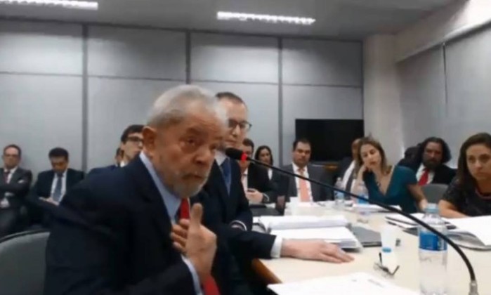 Lula nega acusações em depoimento sobre o sítio de Atibaia Foto: Reprodução