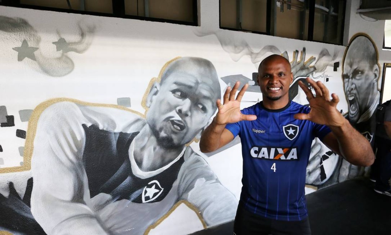 Jefferson se emociona ao entrar em lista de maiores ídolos do Botafogo:  'Sonho realizado' - Jornal O Globo