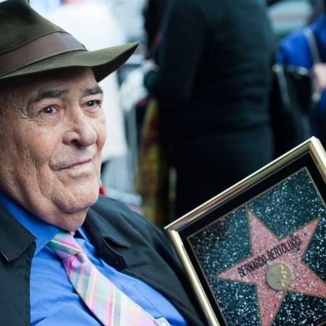 Bernardo Bertolucci recebeu uma estrela na calçada da fama em Hollywood Foto: VALERIE MACON / AFP