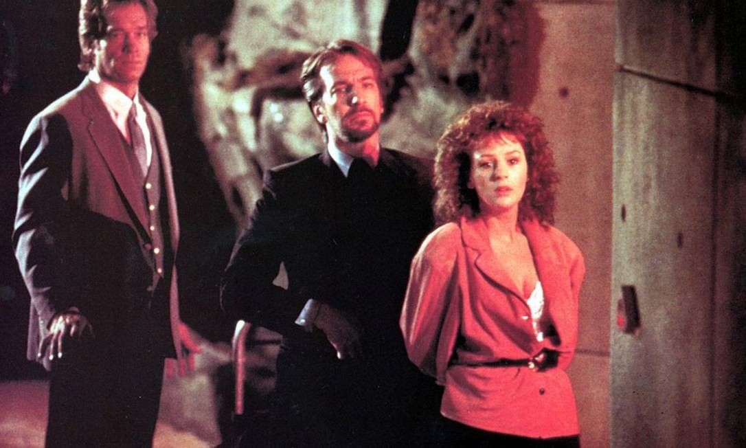 Dennis Hayden, Alan Rickman e Bonnie Bedelia em 'Duro de matar' Foto: Reprodução