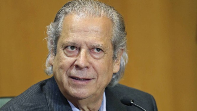 Ex-ministro José Dirceu já foi condenado em duas ações penais na Lava-Jato AFP PHOTO / HEULER ANDREY Foto: HEULER ANDREY / Agência O Globo