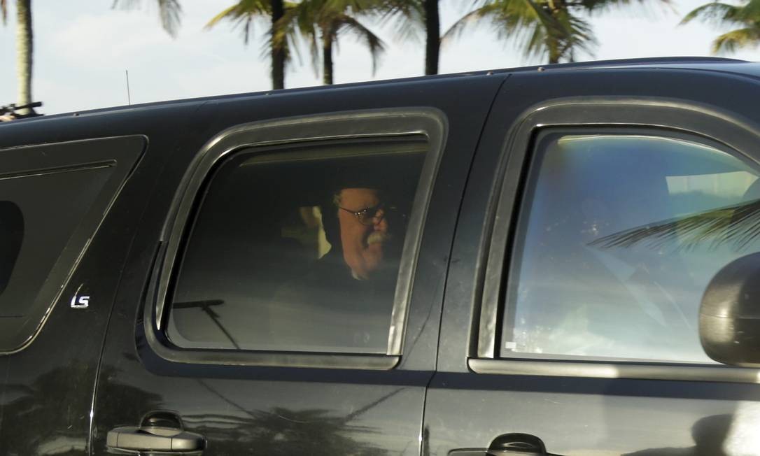 Enviado de Trump, John Bolton chega Ã  casa de Jair Bolsonaro na Barra da Tijuca Foto: Gabriel de Paiva / AgÃªncia O Globo