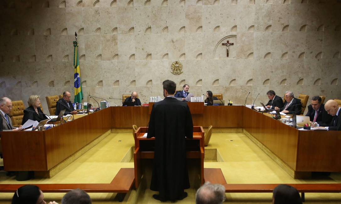 Discussão sobre indulto de Natal acontece no plenário do Supremo Foto: Ailton de Freitas / Agência O Globo